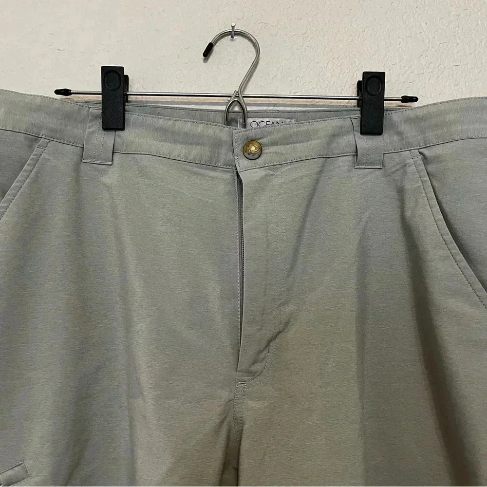 Ocean Coast men's light gray polyester shorts size 36